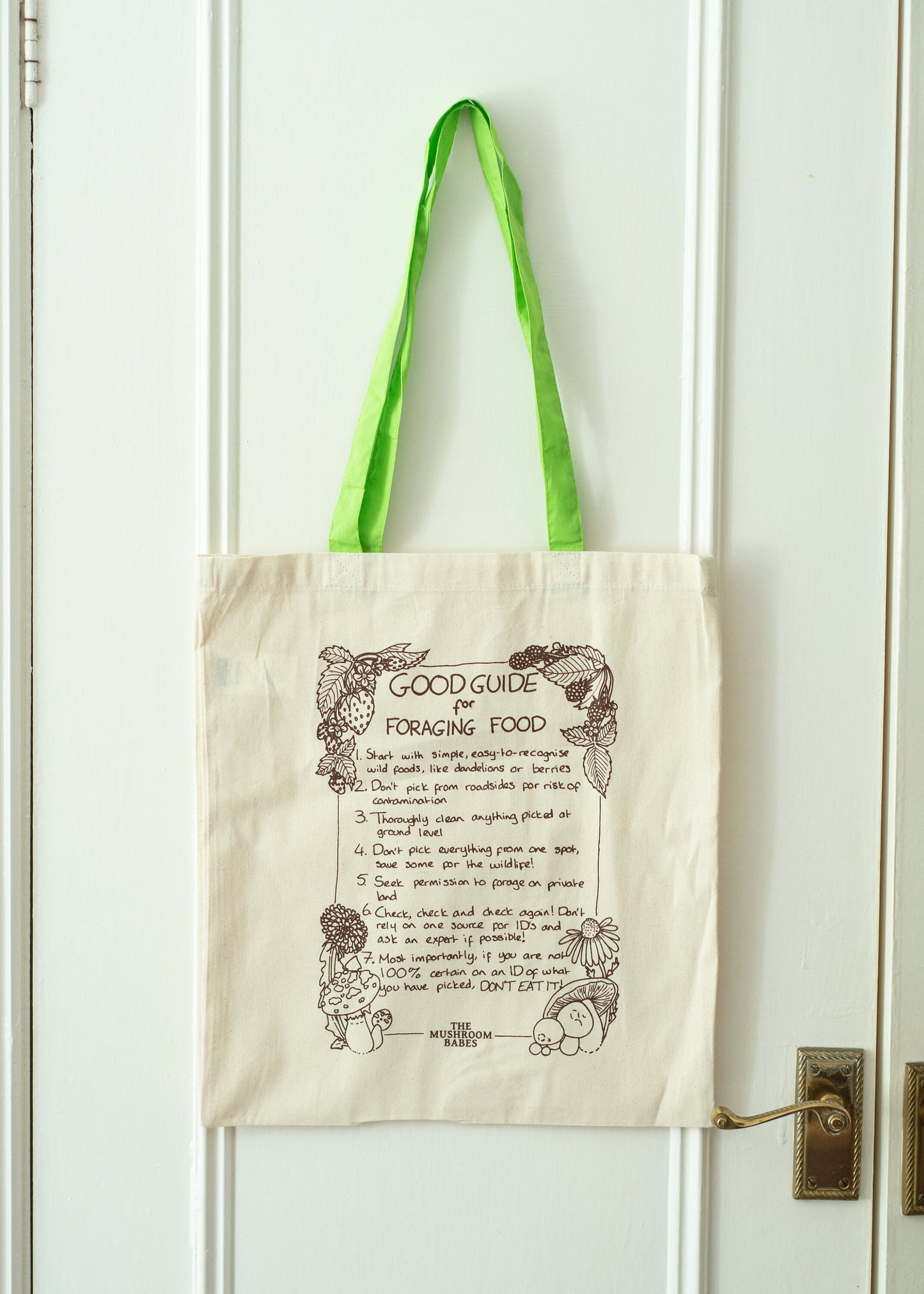 Good Guide For Foraging Food Tote Bag